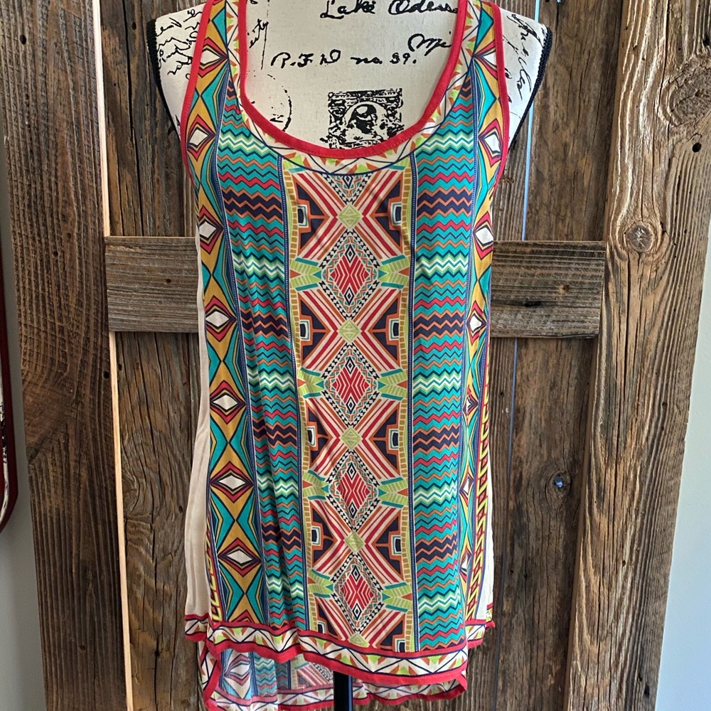 EUC Flying Tomato hi-lo rayon Aztec racerback
